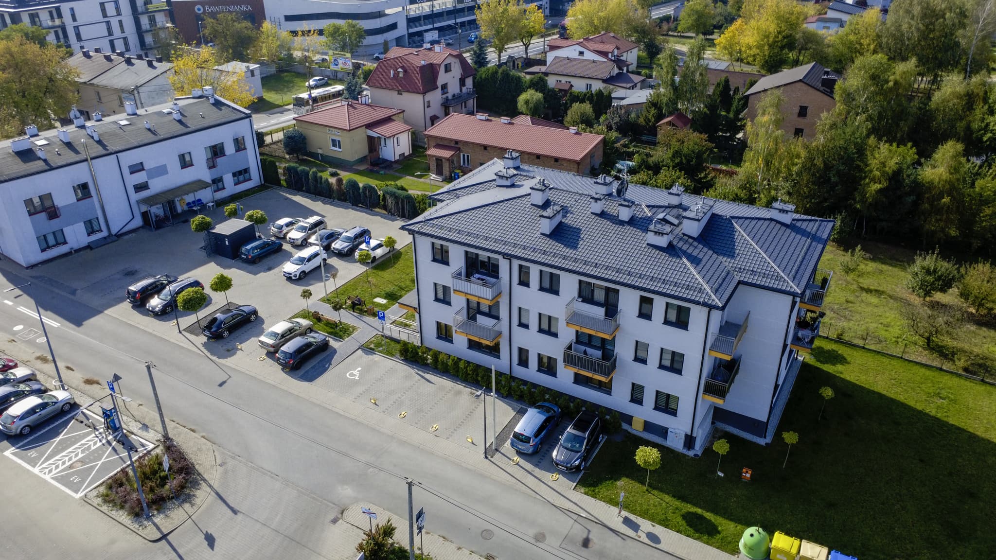 Zdjęcie nr 1 bloku mieszkalnego w Bełchatowie przy ul. Podmiejskiej 2a