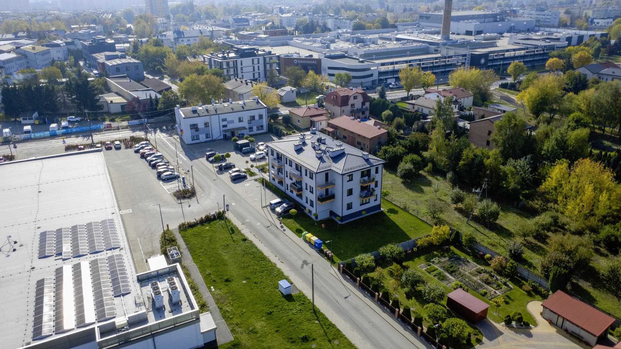 Zdjęcie nr 2 bloku mieszkalnego w Bełchatowie przy ul. Podmiejskiej 2a